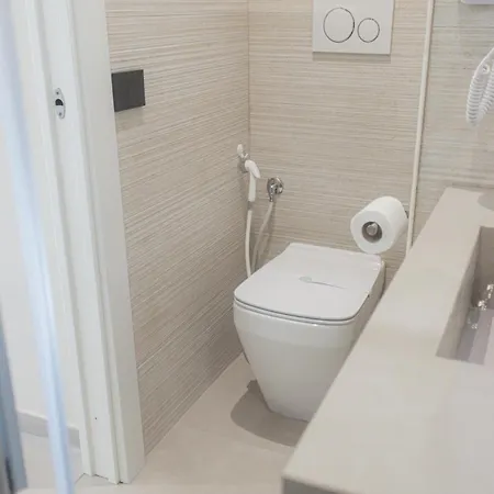 Luma 4* Rome
